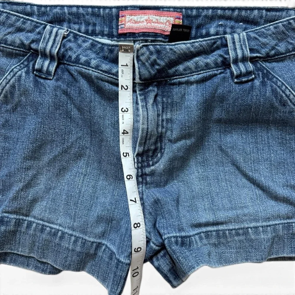 Arizona Jean Co Womens Y2K Low Rise Denim Mini Shorts Medium Wash Blue Size 11